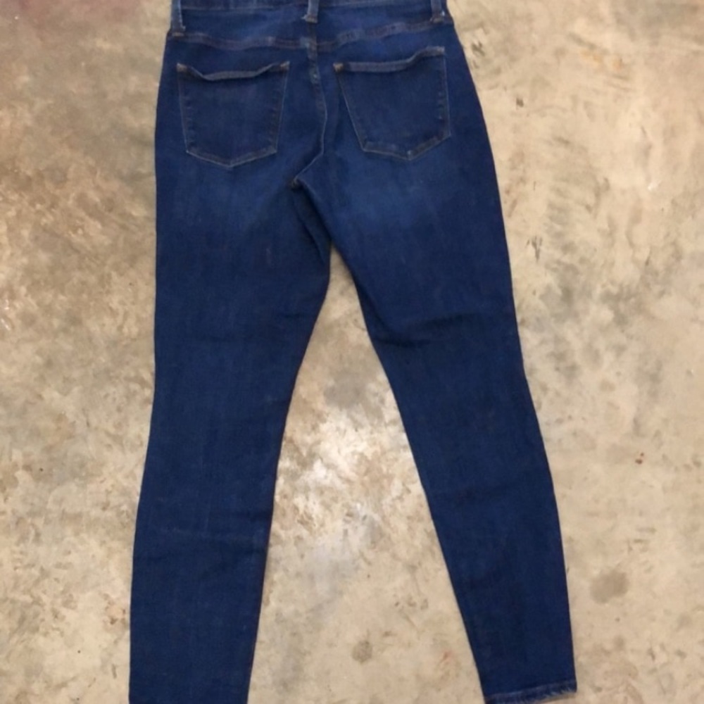 Universal Thread Blue Jeans - Picture 2 of 3